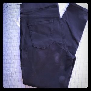 Black stretch skinny jeans